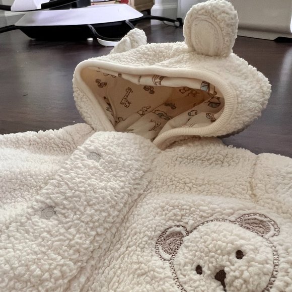 Carter's fleece bear winter suit 6 months - Picture 4 of 5